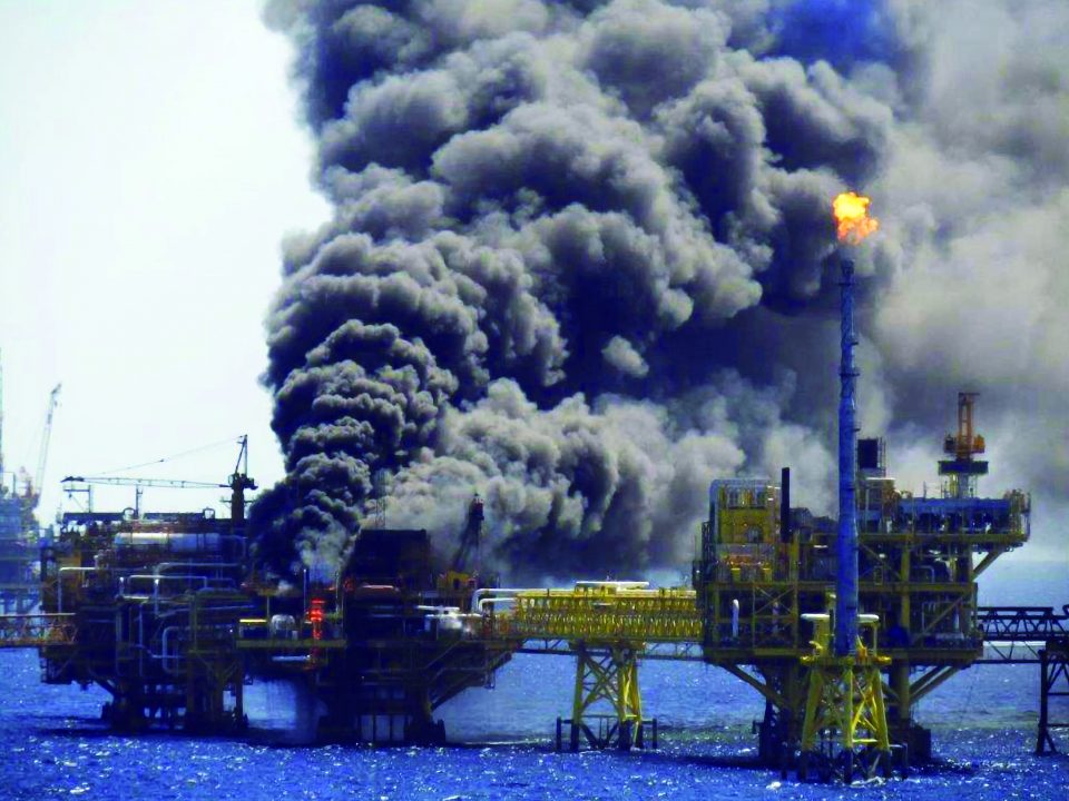 La industria del petróleo requiere de instalaciones que se encuentran ubicadas remotamente y están expuestas a diversos riesgos