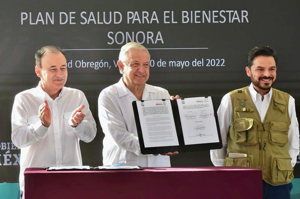 Celebra AMLO acuerdo entre Grupo México y mineros de Nacozari