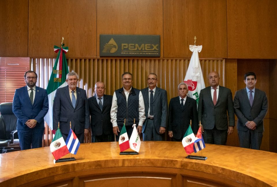 Pemex ofrece apoyo a Cuba para reconstruir almacén de petróleo incendiado