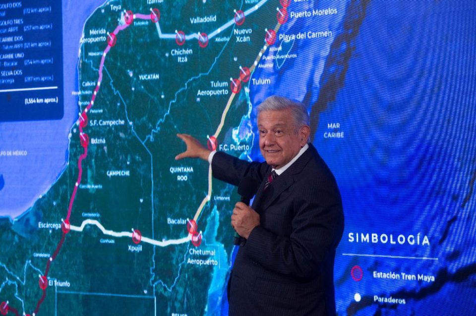 AMLO reporta avance del 85% de obra del Tren Maya