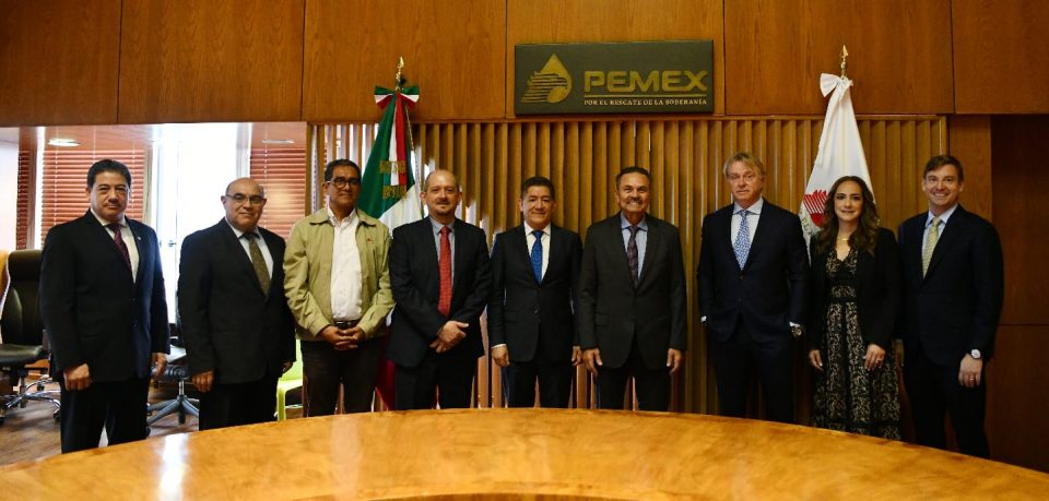Pemex firma contrato con New Fortress para campo Lakach