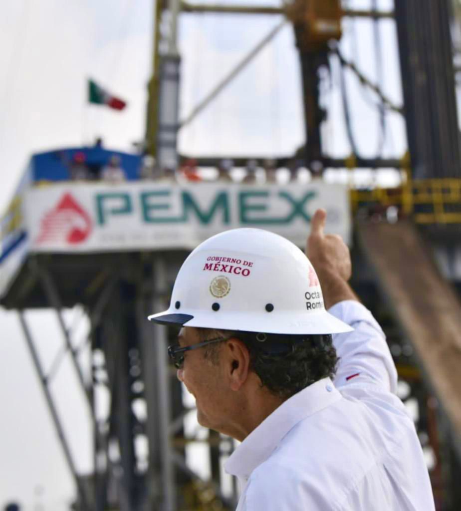 Director de Pemex visita pozo exploratorio Platao-1EXP