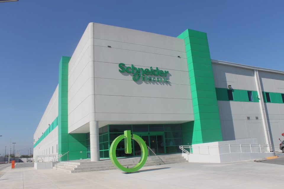 Schneider Electric invertirá 29 mdd en nueva planta en Nuevo León