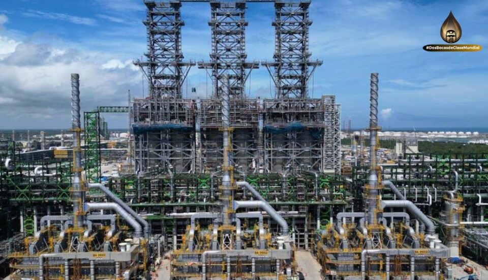 Avanza operación de planta coquizadora de refinería Olmeca