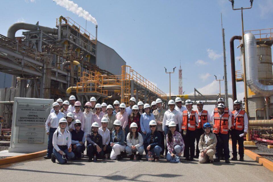 INMUJERES y CFE intercambian aprendizajes en Central Geotermoeléctrica Los Humeros