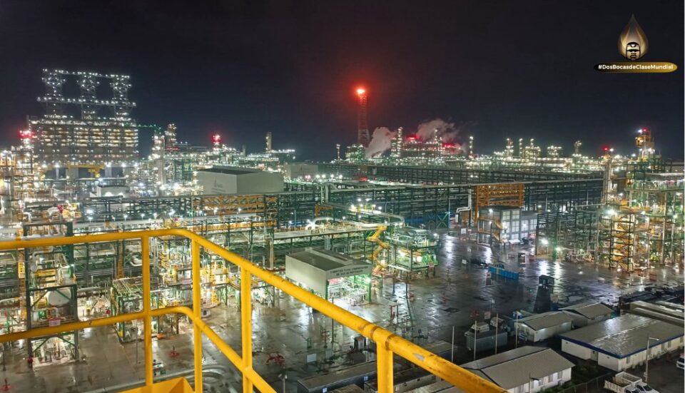 La construcción y puesta en marcha de la refinería Olmeca en Dos Bocas, Tabasco, ha sido uno de los proyectos más ambiciosos del gobierno mexicano en los últimos años.