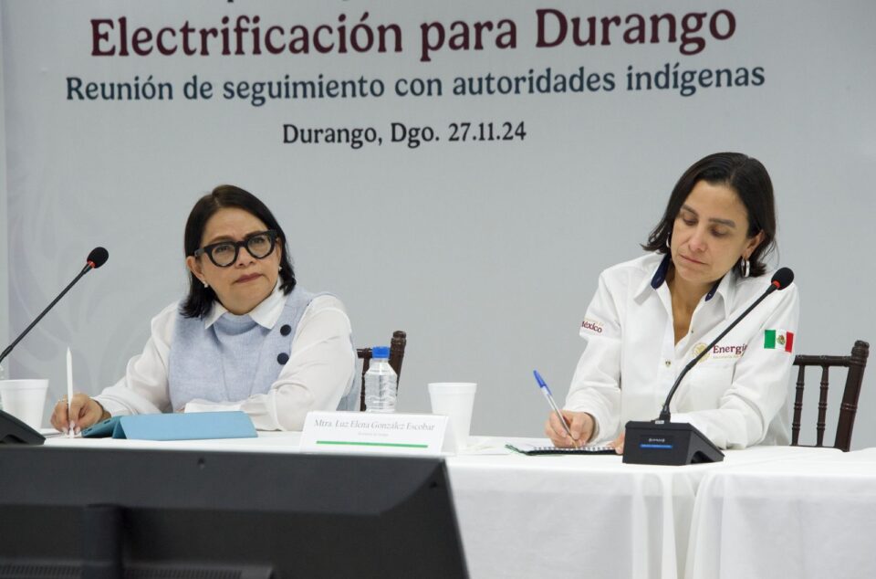 CFE avanza en la electrificación de comunidades indígenas en Durango