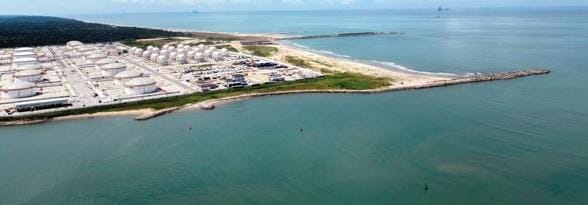 Pemex actualiza actividades en Dos Bocas tras derrame de hidrocarburos