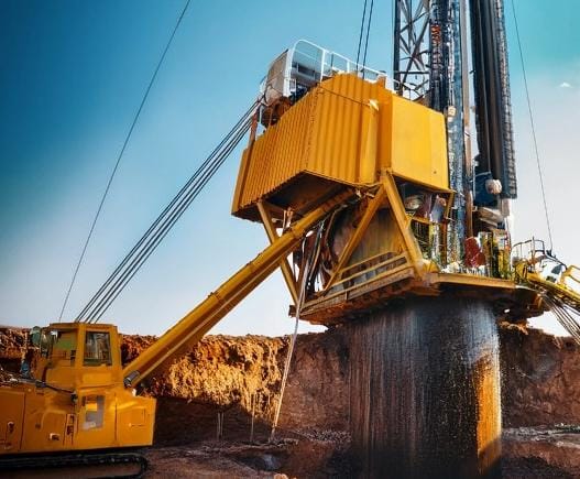 Operaciones de perforación y terminación de pozos petroleros: de la geomecánica al pozo inteligente