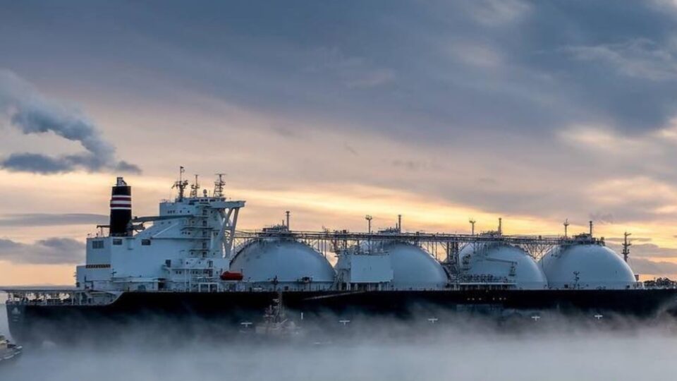 Rusia ofreció suministrar gas licuado natural a México, así como compartir técnicas para su aprovechamiento.
