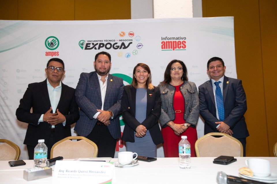 AMPES refuerza vínculos estratégicos con legisladores y empresarios