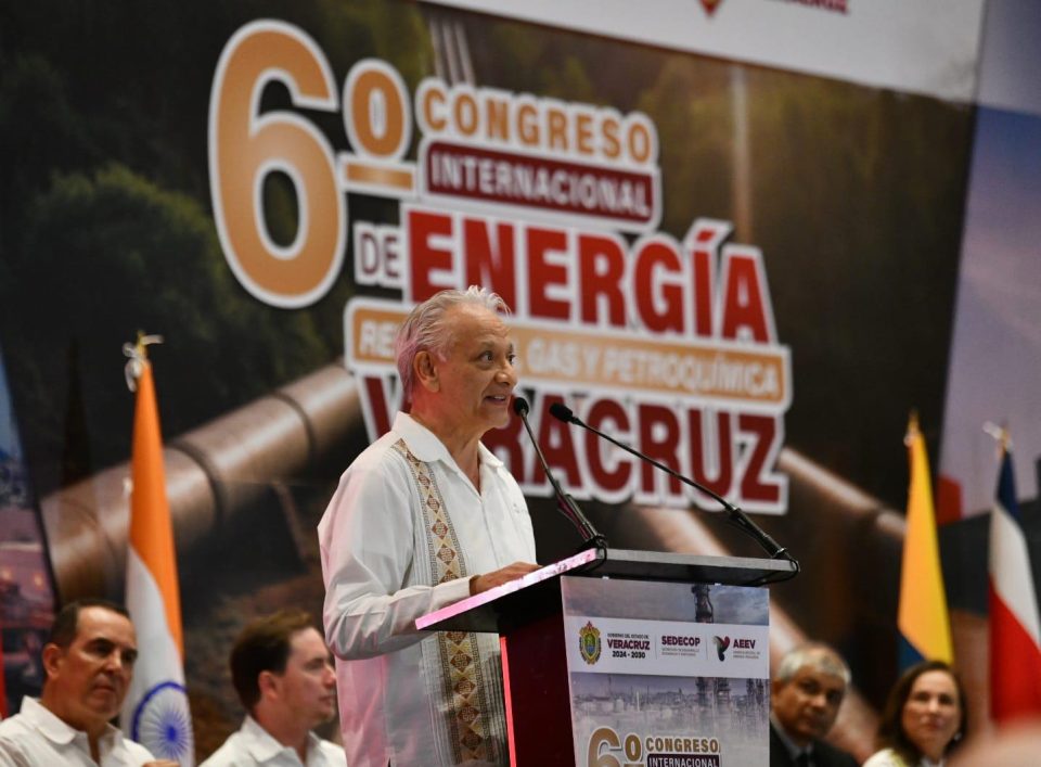 Pemex resalta colaboración con el sector privado en la industria petrolera
