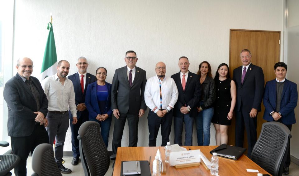 Sener y Halliburton explora colaboración en proyectos estratégicos de hidrocarburos