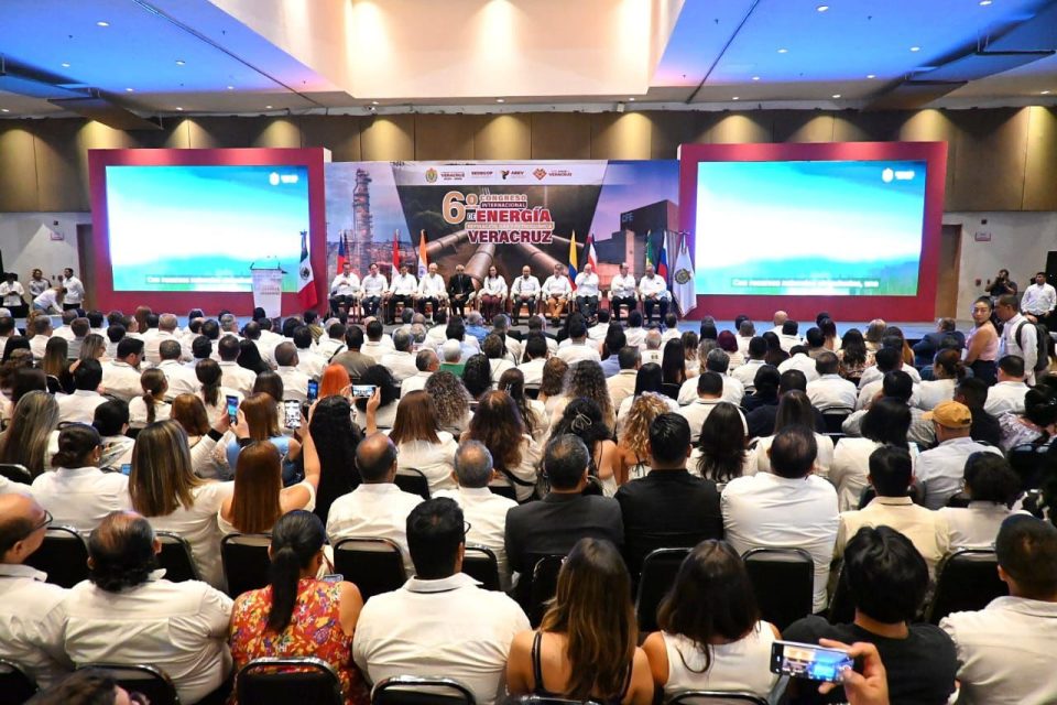 SENER reafirma su compromiso con el fortalecimiento del sector energético en México