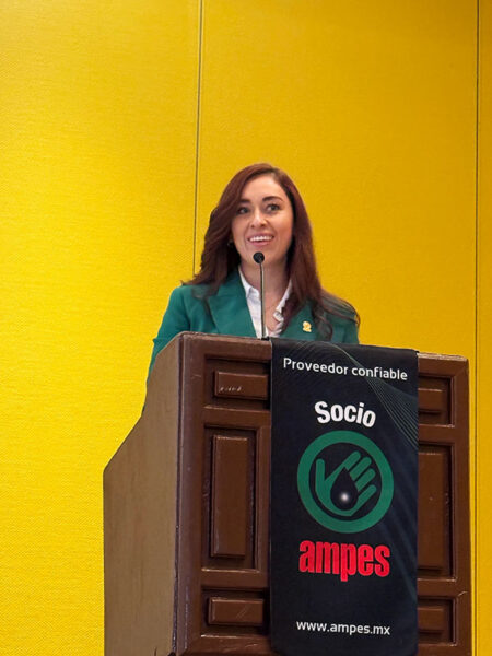 La directora ejecutiva de AMPES, Priscilla Mondragón