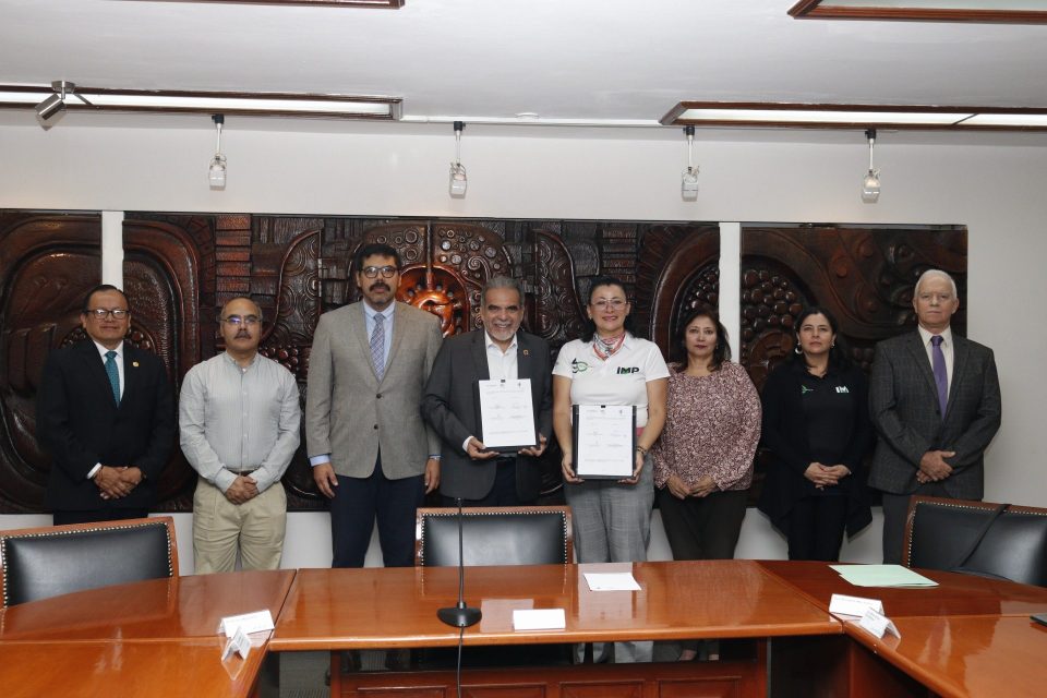l Instituto Mexicano del Petróleo y la Universidad Veracruzana firmaron un acuerdo de colaboración para” fortalecer la investigación científica y el desarrollo tecnológico sostenible de México.