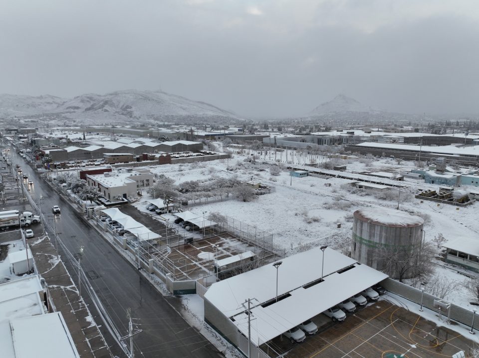 CFE refuerza estrategia operativa para garantizar suministro eléctrico ante tormenta invernal