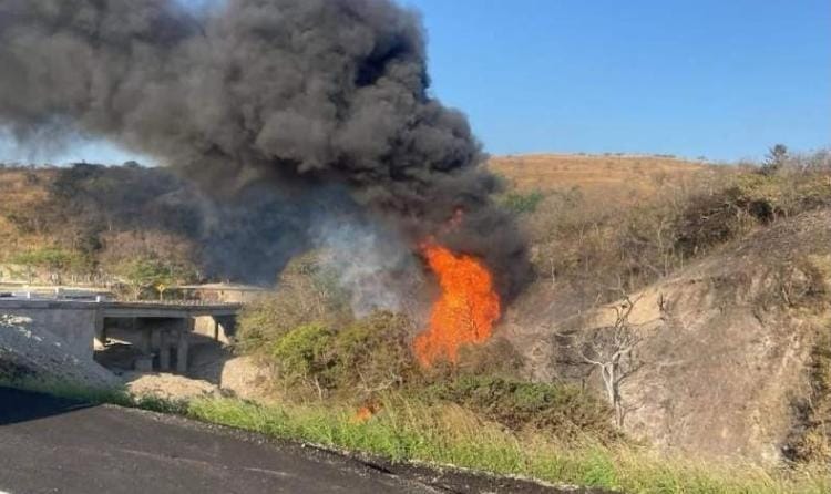Pemex atiende siniestro en ducto Nuevo Teapa–Salina Cruz; se reportan tres decesos