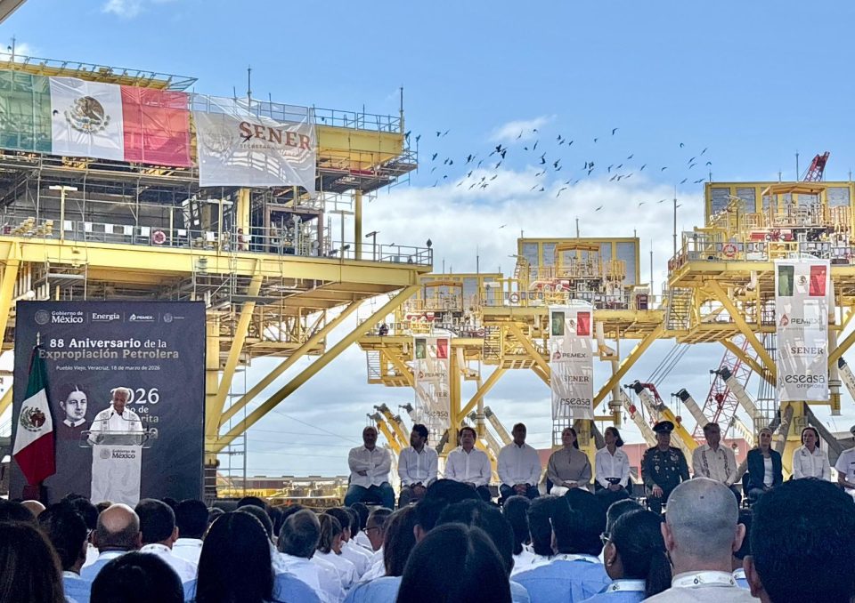 Pemex conmemora 88 aniversario de la Expropiación Petrolera en Veracruz