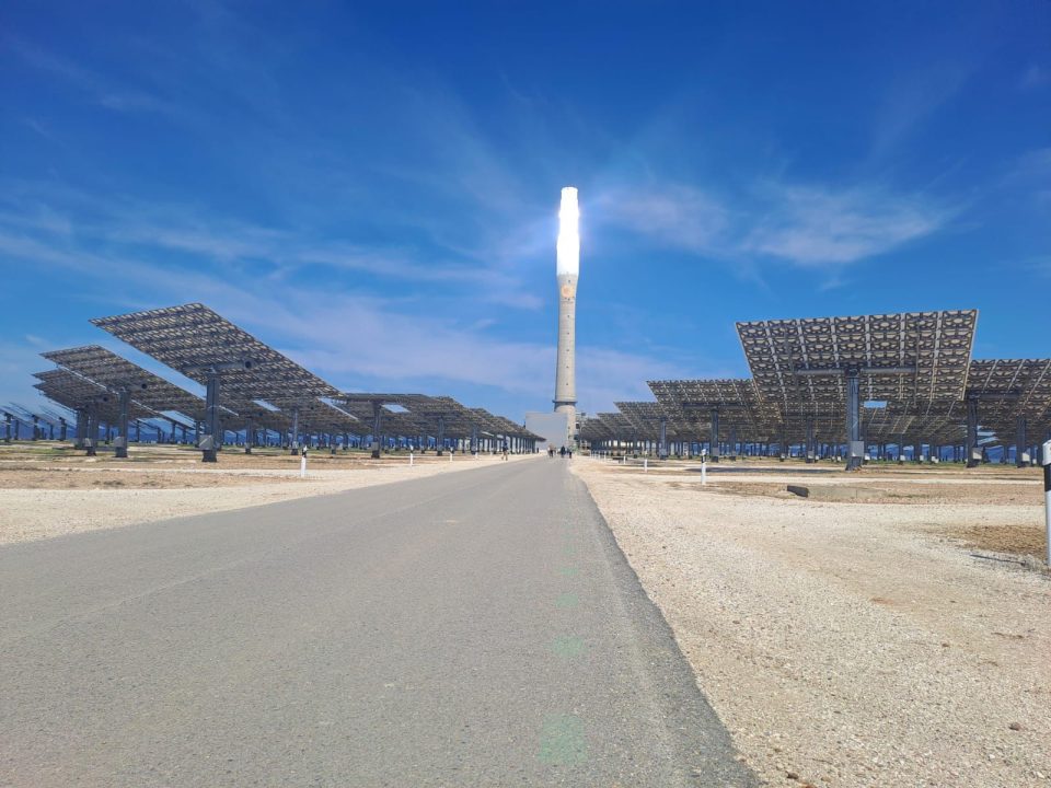 SENER y CFE visitan planta termosolar de España para replicar el modelo en Baja California Sur