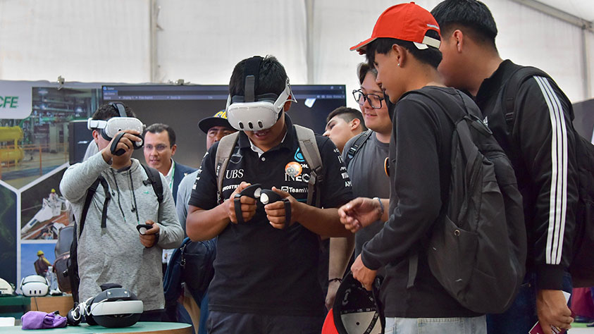 CFE lidera la transformación energética de México con inversión de 30,000 mdd