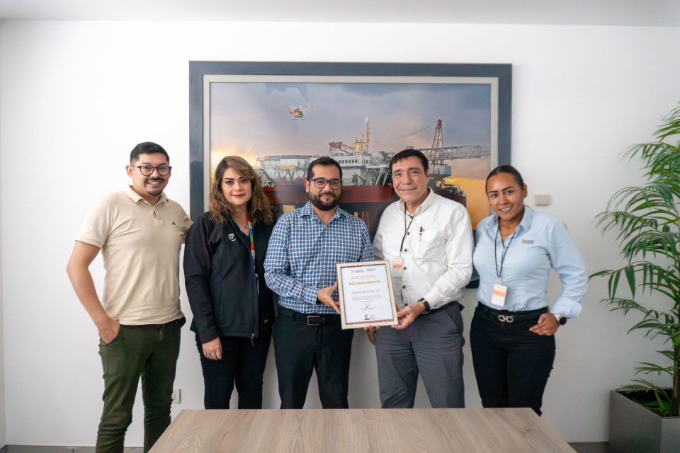 Grupo Cotemar refrenda su compromiso con el bienestar y la calidad de vida de sus colaboradores, al recibir la certificación Empresa de Diez,