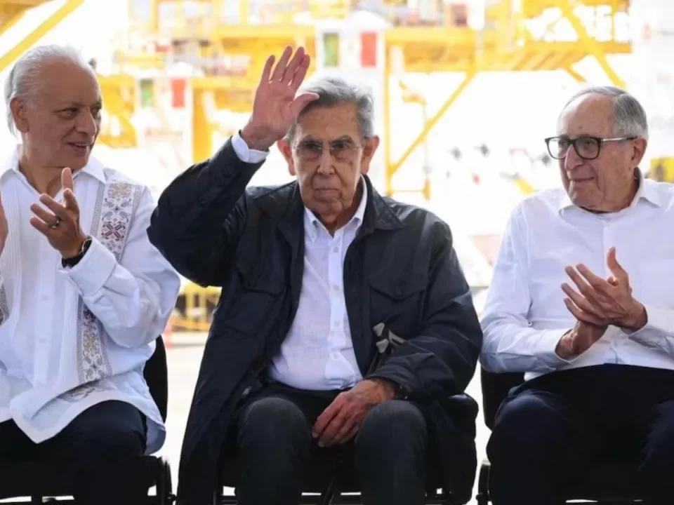 Pemex formaliza la instalación de la Comisión Consultiva del Petróleo