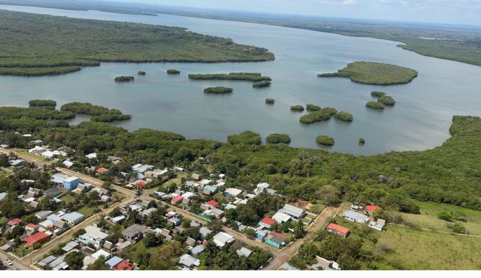 Semarnat supervisa limpieza de playas en Veracruz y blinda Áreas Naturales Protegidas