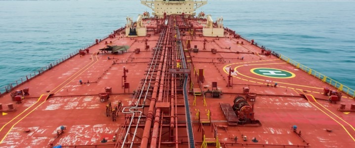 Tres superpetroleros cruzan Estrecho de Ormuz tras dos meses de parálisis