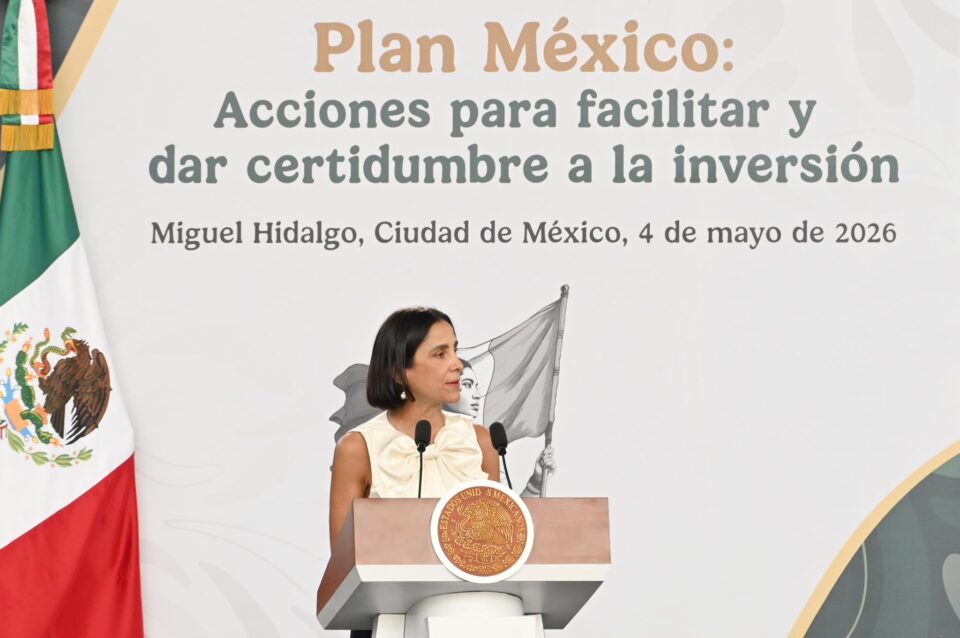 Gobierno Federal simplifica trámites para aumentar de inversión mixta y privada en el sector energético.