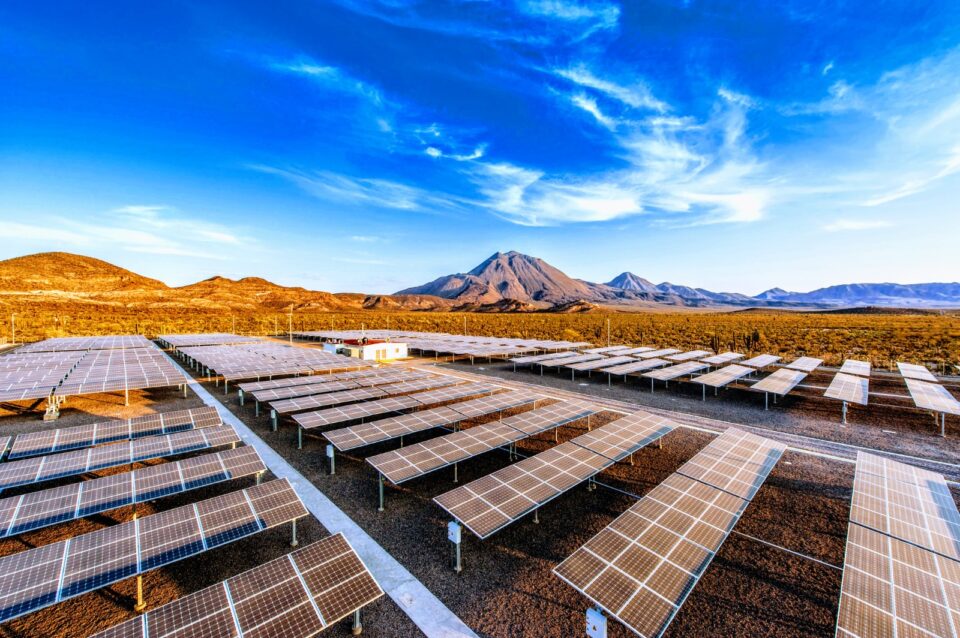 CFE adjudica histórica capacidad renovable de 7,411 MW bajo nuevo esquema mixto con privados