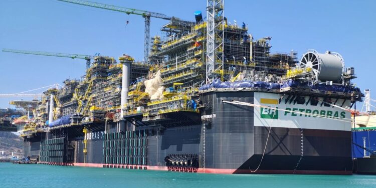 Petrobras alcanza producción récord de 1.1 millones de barriles diarios en el yacimiento Búzios
