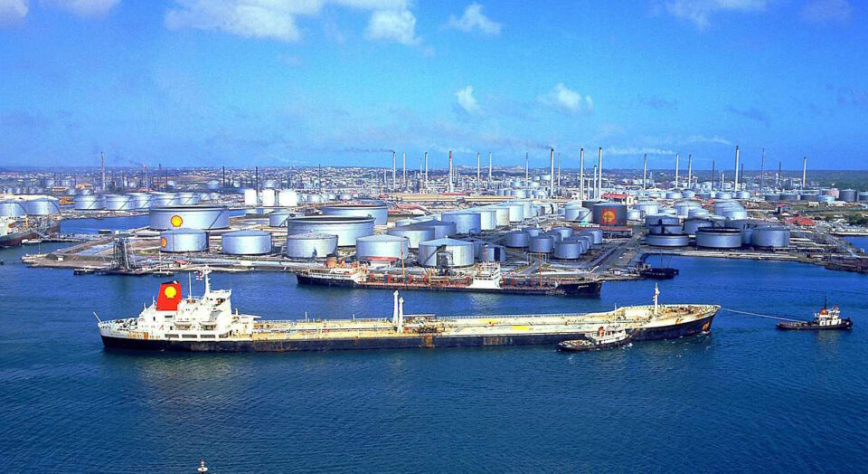Eni y Mercuria fusionan operaciones comerciales en una nueva entidad en Ginebra